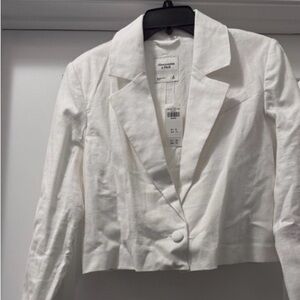 Abercrombie & Fitch White Cropped Blazer Jacket